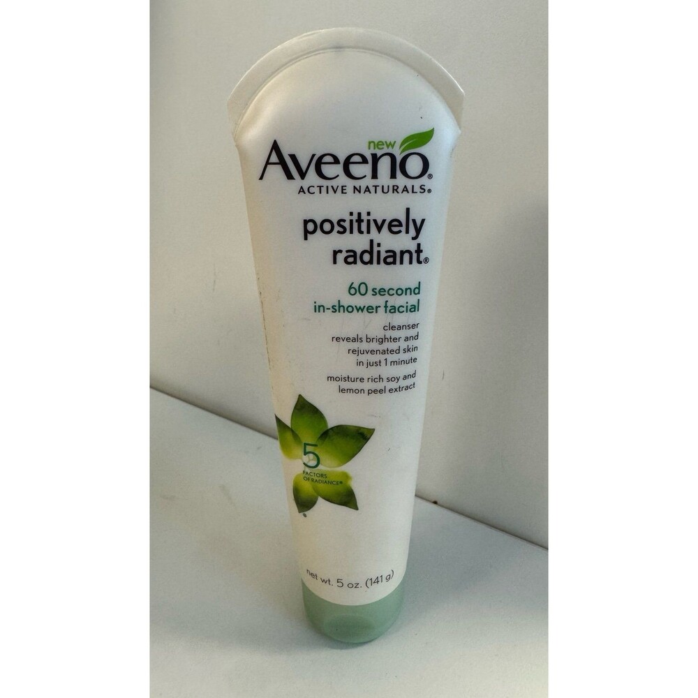 Aveeno Active Natural Positively Radiant 60 Second In-Shower Facial Cleanser 5oz